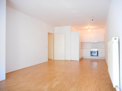 CITY PARK sonnige, großzügige 3ZI mit Allgemeingarten (2er WG)