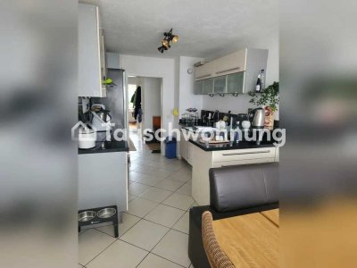 Tauschwohnung: Schöne, helle 4 Zi.Wo m. Balkon+EKB+Carport+Bad m. Badewanne