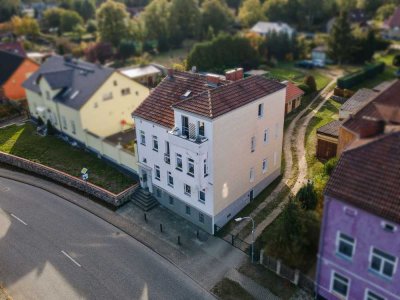 Renditestarkes Mehrfamilienhaus mit zusätzlichem Ausbau-Joker