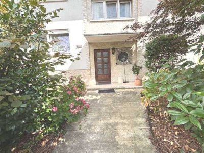 Möbliertes 3-Zimmer-DG-Apartment in Mörfelden