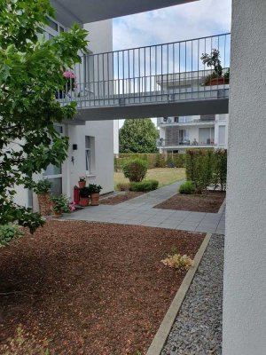 Schöne 2 Zimmer Wohnung mit EBK und Tiefgarage direkt in Offenburg