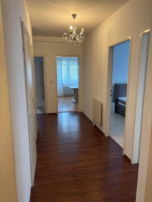 Traumwohnung mit Garagenstellplatz und Loggia mitten in Wr.Neustadt