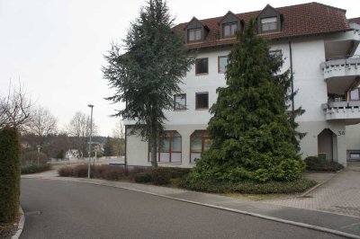 Ansprechende und gepflegte 3,5-Zimmer-Wohnung mit Balkon und Einbauküche in Oberndorf am Neckar