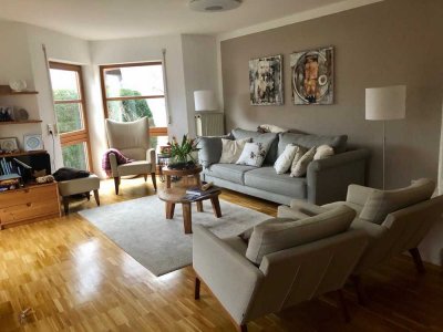 Wohnhaus mit Garage und Garten in Weil im Schönbuch Ortsteil Breitenstein