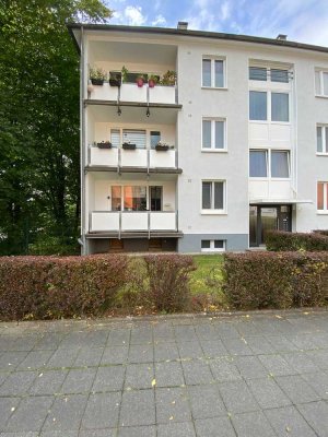 RESERVIERT !!!     2-Zimmer Wohnung in Solingen-Südstadt mit 64 m² Wohnfläche
