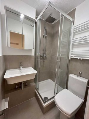 Helles und modernes Zimmer in 3er WG/shared-flat�in Frankfurt
