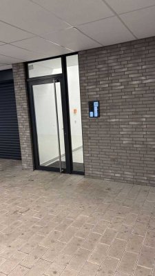 Besonders in einer WG wohnen!!! Mitarbeiter der Sana Klinikum Willkommen / Welcome / Bienvenido