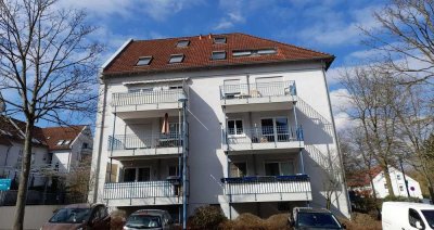 Geräumige, helle 2-ZKB mit großem Balkon + eigenem TG Platz in Wiesbaden