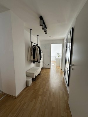 Moderne 3-Zimmer Neubau Wohnung mit Loggia und Tiefgarage