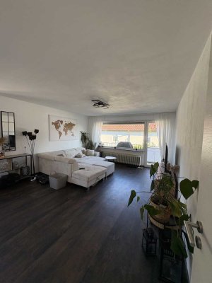Freundliche und ruhige 3,5-Zimmer-Wohnung mit Balkon im Grünen in Kaiserslautern