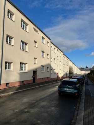 Ruhige 3 RW im grünen Bernsdorf! 1. Monatsmiete frei!
