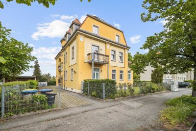 Bel Etage Single/Pärchenwohnung mit Sonnenbalkon. Frisch modernisiert!