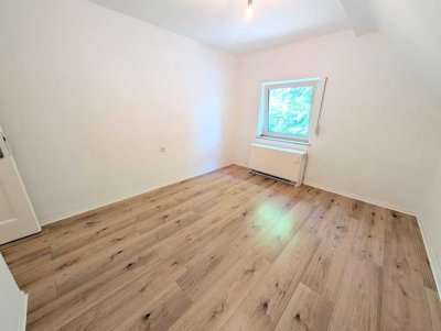 **Gemütliche Wohnung mit modernem Duschbad gewünscht? Dann zugreifen!**