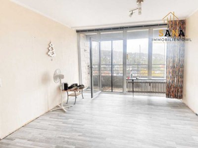 Wohnen mit Weitblick – 2-Zimmer-Wohnung mit Balkon im 11. Obergeschoss in Bielefeld-Sieker