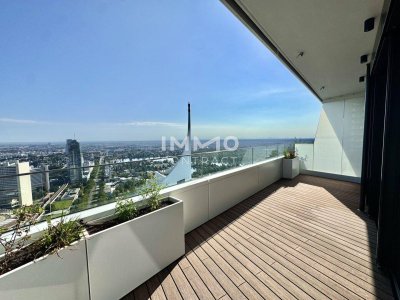 DANUBEFLATS. 40. Etage inkl. 30m2 Balkon - The One And Only