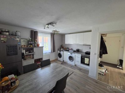 2 1/2 Zimmer-Wohnung mit Einzelgarage in zentraler Lage von Waldkraiburg