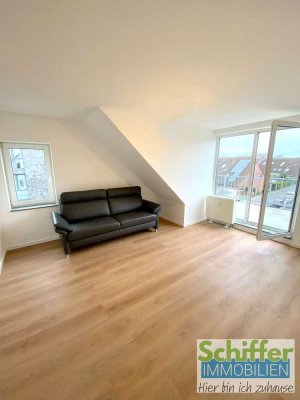 Super schicke Dachgeschoss-Wohnung  --  Alles neu  --  Erstbezug nach Komplettsanierung