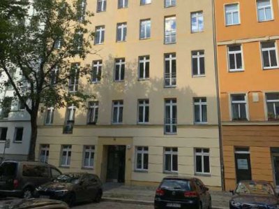 Charmante Altbau-Terrassenwohnung mit Garten nahe Zionskirche