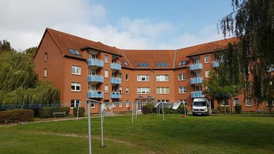 ⭐ Frei zum 01.07. Helle Dachgeschosswohnung in ruhiger grüner Umgebung