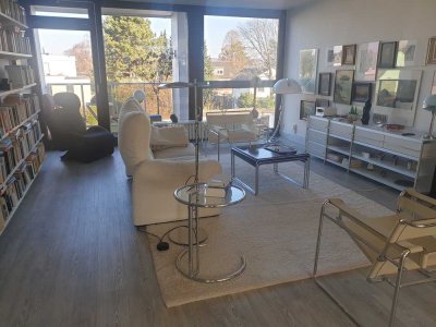 Großzügige, helle 3,5-Raum-Wohnung mit gehobener Innenausstattung mit Balkon und EBK in Bonn-Castell