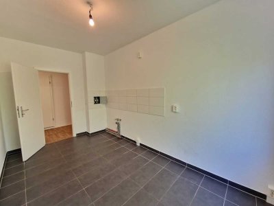 Ideal für Paare oder kleine Familien –3 Zimmer mit Wohlfühlküche & Balkon