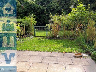 Freie, helle 2,5-Zimmer-Gartenwohnung in bester, ruhiger Lage mit Renovierungsbedarf