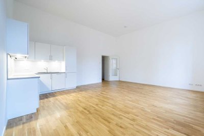 Großzügig geschnittene 4-Zimmer-Maisonette-Wohnung im Erstbezug nach Kernsanierung