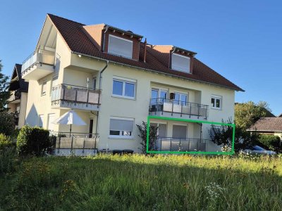Charmante 3-Zimmer-Hochparterre-Wohnung mit gehobener Innenausstat., EBK u. Balkon in Ettl.-Spessart