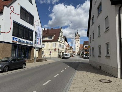 Zentrale 4-Zimmer-Wohnung mit Südbalkon – Wohnen im Herzen von Dietenheim