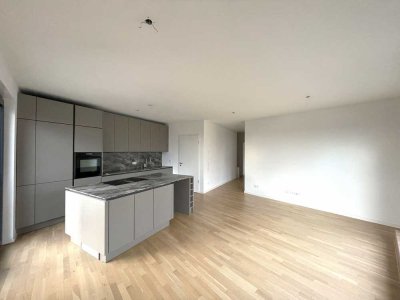 Neuwertige Penthousewohnung inkl. EBK im beliebten Veedel!
