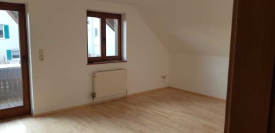 Gehobene 2-Raum-Wohnung in Maisach mit Carpotstellplatz