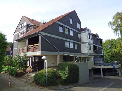 Gemütliche 2-Zimmer-Wohnung mit Einbauküche und Loggia in ruhiger Lage