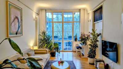 Industrie-Eleganz im Boxhagener Kiez: Authentisches Loft-Juwel in der historischen Tischfabrik