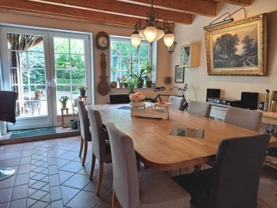 Geräumiges Landhaus mit ca. 3,1 ha Land in Alleinlage - Küstennähe - Tierhaltung möglich!