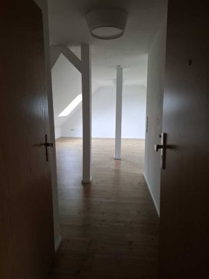 Charmante 1,5-Zimmer Dachgeschosswohnung in Börnig/Holthausen