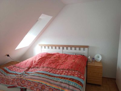 Helle 4,5-Zimmer-Maisonette-Wohnung mit Balkon und EBK