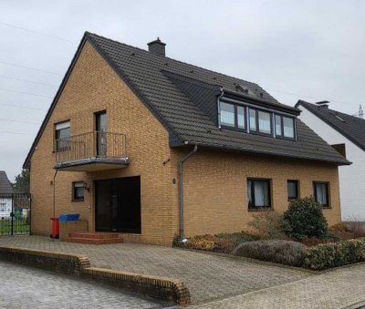 Helle Wohnung in Gellep-Stratum, FBH, Erstbezug nach Sanierung