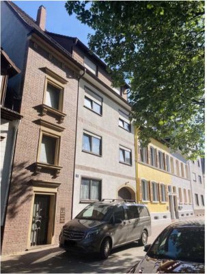 Helle 4-Zimmer-Wohnung mit Balkon im 2. OG in Kaiserslautern Innenstadt