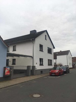 Top moderne 4-Zimmer-Wohnung in 1a Lage kernsaniert