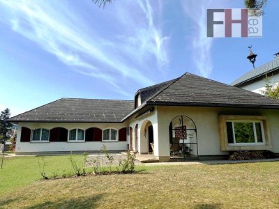 PROVISIONSFREI! Solider Bungalow mit viel Potenzial, perfekte Lage, guter Grundriss, großer Garten, schöner Pool!