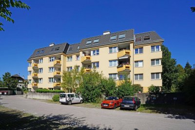 Großzügige 4-Zimmerwohnung in Ruhelage inklusive Parkplatz im Zentrum