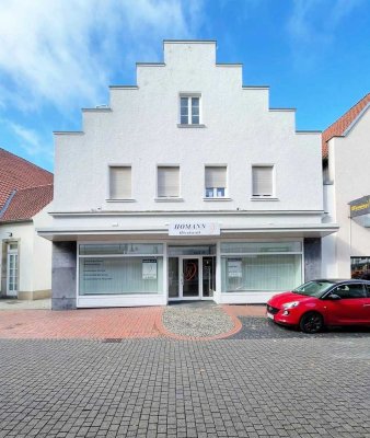 UMFASSEND MODERNISIERTES WOHN UND GESCHÄFTSHAUS IM HERZEN VON IBBENBÜREN