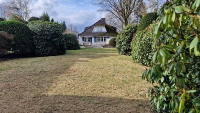 Repräsentative Villa in sehr guter Wohnlage in Hamburg-Wellingsbüttel
