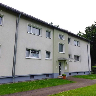 ** Solide Kapitalanlage in 4 Fam.Haus in grüner Lage **