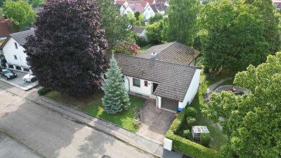 Seltene Gelegenheit: Charmanter Bungalow mit Gartenparadies