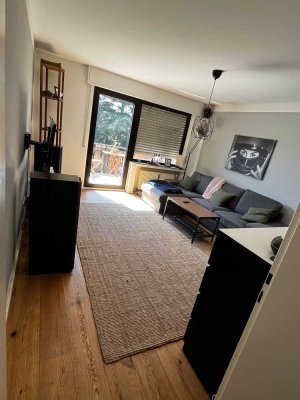 3 Zimmer Wohnung / renoviert / Exklusivbad / Balkon / absolut ruhige Wohnlage