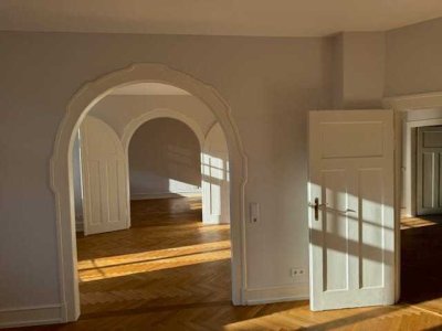 Stilvolle 5-Zimmer-Wohnung in sanierter Jugendstil-Villa – Musikerviertel Karlsruhe