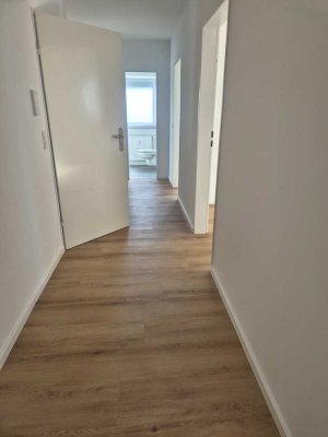 Exklusive 3-Raum-Dachgeschosswohnung mit gehobener Innenausstattung in Mühlheim