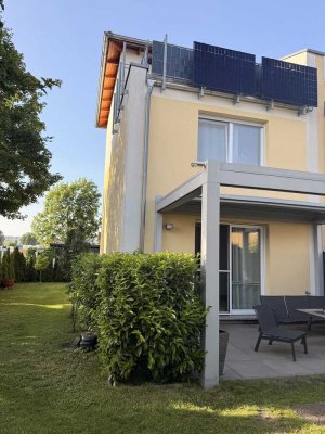 Exklusives Reiheneckhaus im KfW55 Standard mit zwei Stellplätzen - provisionsfrei