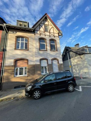 3-Zimmer-Wohnung mit Balkon zu vermieten